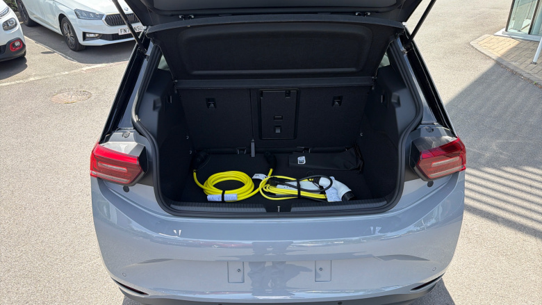 Volkswagen ID.3 150kW Match Pro 59kWh 5dr Auto [Comfort] Electric Hatchback